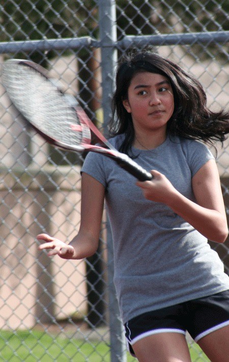 Bremerton High School sophomore Bre Casias was the lone player on her team to reach districts. She warmed up for the tournament by defeating the Average Pro in a lopsided challenge Tuesday.