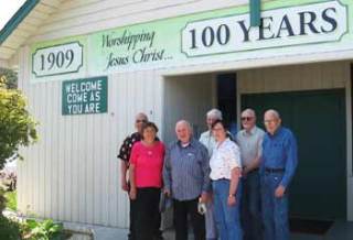 Hansville Community Church members