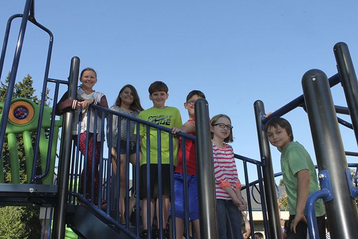 Sidney Glen students check out the school’s new big toy