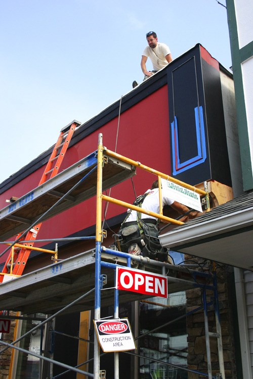 Solid State Construction of Poulsbo is refinishing two Front street storefronts.