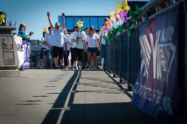 Participants walk in Bremerton’s 2015 Walk to End Alzheimer’s.