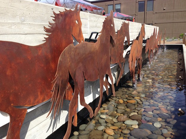 A metal sculpture greets visitors to the 14 Hands Winery tasting room in Prosser