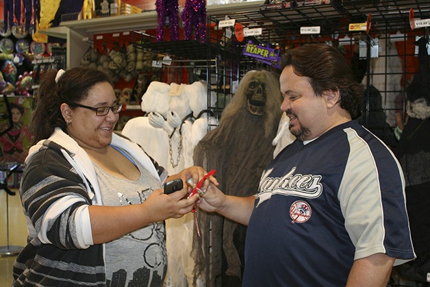 Dominique Loiacano chats with her father