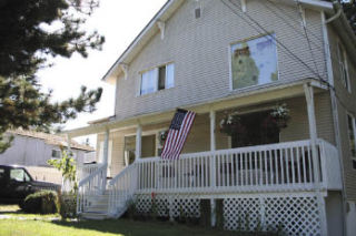 Dennis and Mickie Olds started the Veterans Bunkhouse in Bremerton in February. There are currently three men staying in the two-bedroom apartment and the Olds would like to open more bunkhouses throughout the county.