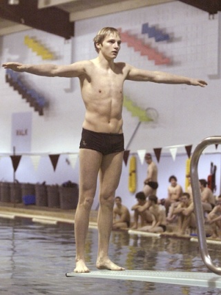 South Kitsap’s Joe Rose already has qualified for state as a diver despite only being a sophomore.