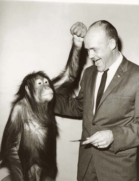 Louis Larsen promoted the 1962 Seattle World’s Fair with Sandra the orangutan. The Kingston resident was director of special events
