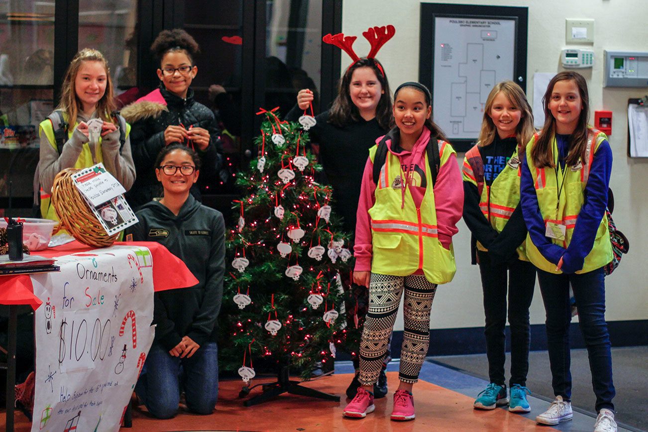 Hot off the 3D printer: Poulsbo Elementary School sells 3D printed ornaments for fundraiser