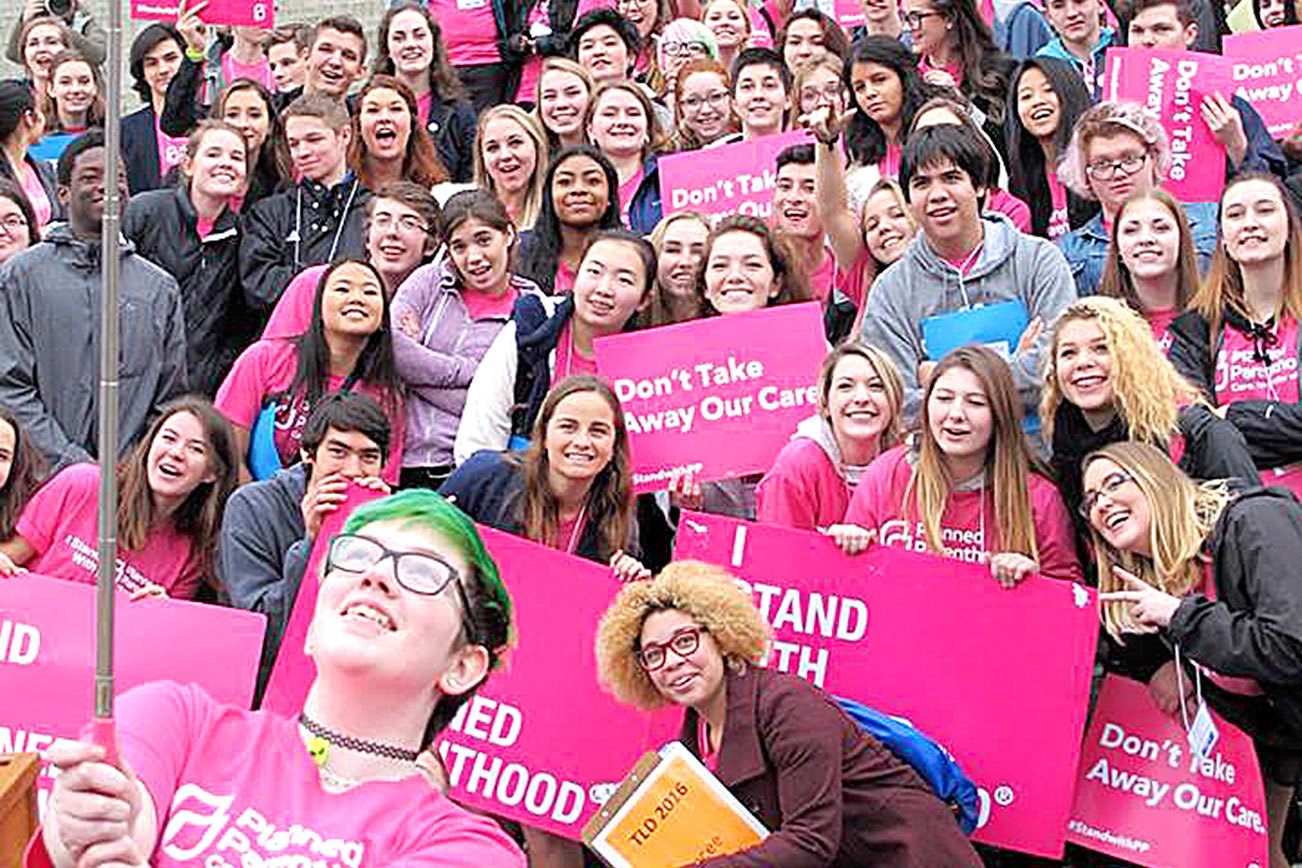 Planned Parenthood of the Great Northwest and the Hawaiian Islands gather in Olympia for the Teen Council Lobby Day. Photo courtesy of Planned Parenthood of the Great Northwest and the Hawaiian Islands