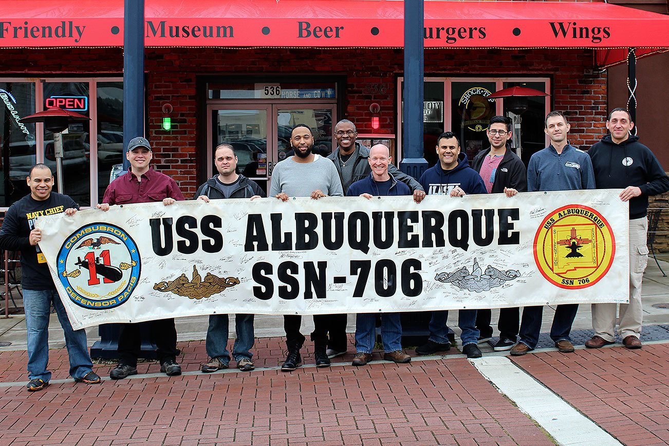 USS Albuquerque senior enlisted gather for final time at the Horse & Cow