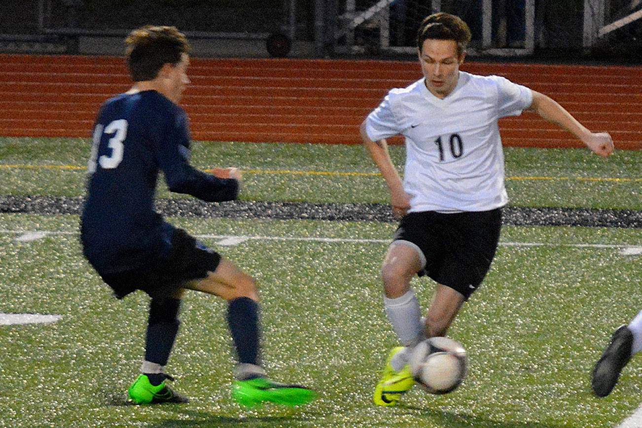 Central Kitsap topples Gig Harbor in 3-0 rout