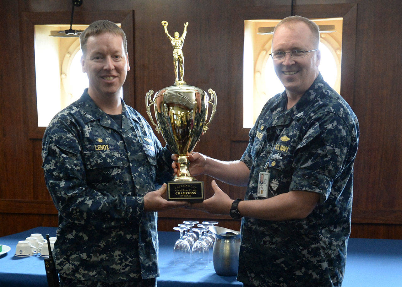 USS Nimitz awarded the 2016 Naval Base Kitsap Captain’s Cup