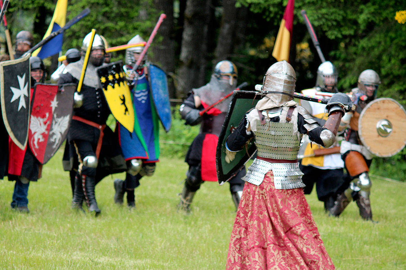 Kitsap Medieval Faire XXXV: An Tir’s demonstration of life in the Middle Ages | Slideshow