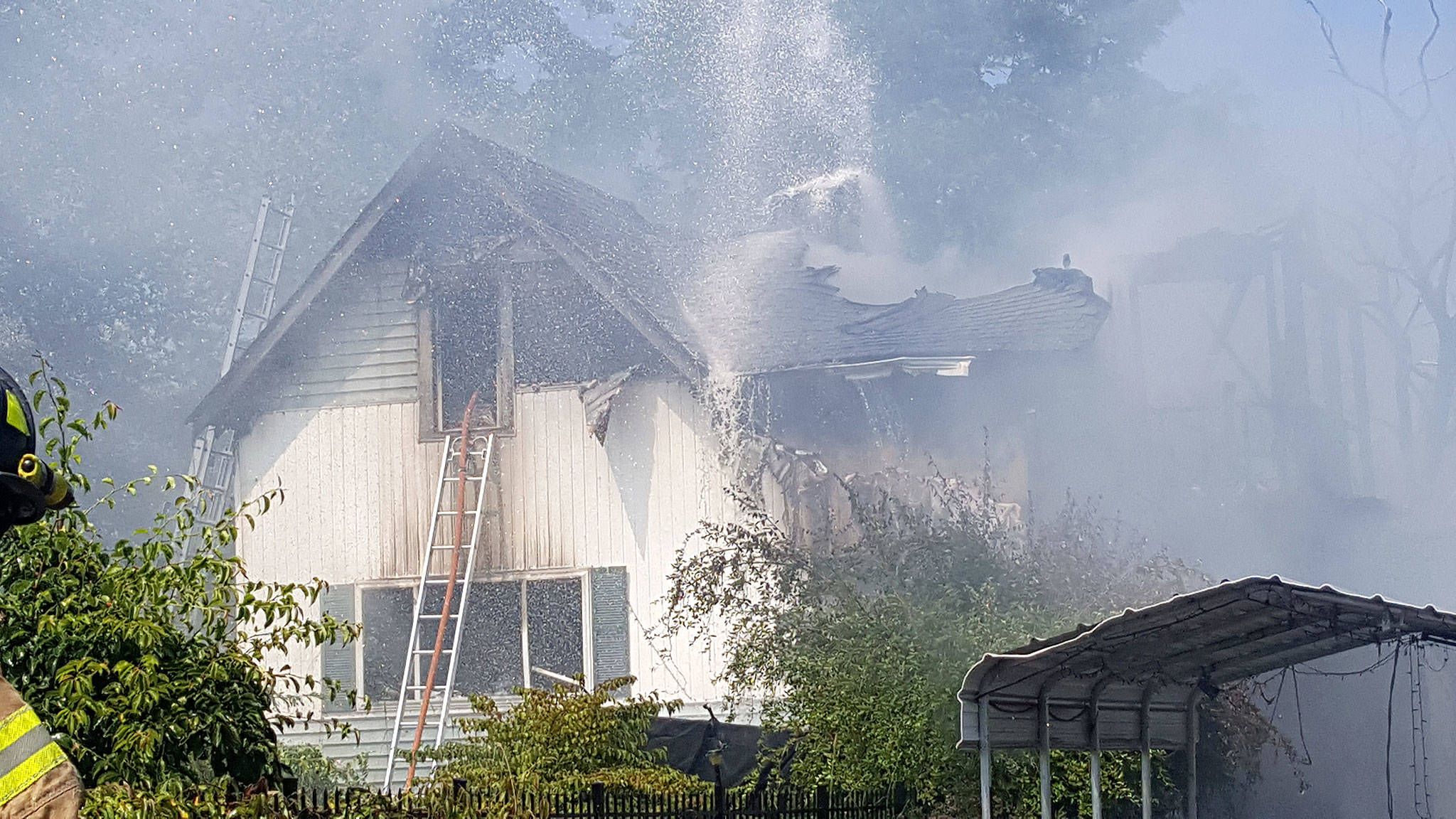 Port Orchard house destroyed by fire; no injuries reported