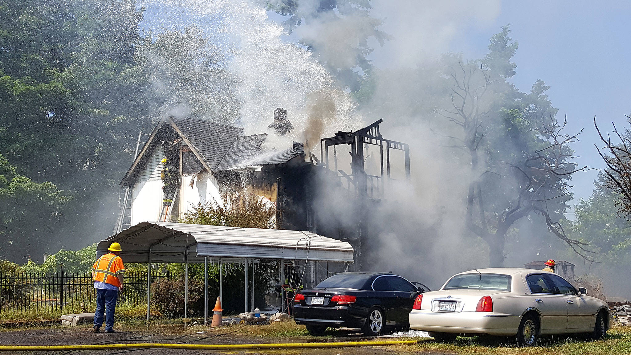 Port Orchard house destroyed by fire; no injuries reported