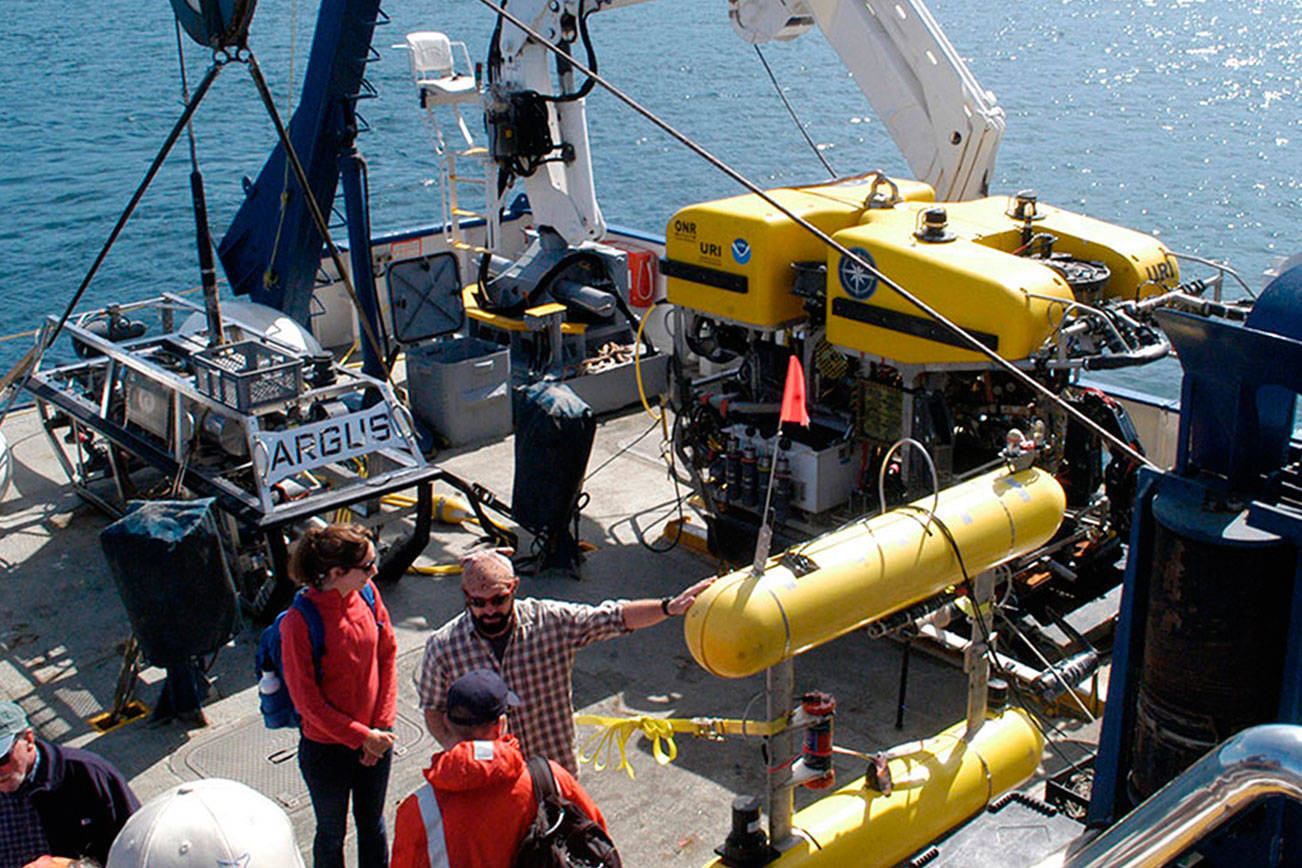 Researchers study ocean canyons in Olympic Coast National Marine Sanctuary