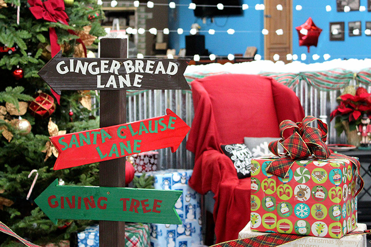 Gingerbread house contest at Port Orchard Market