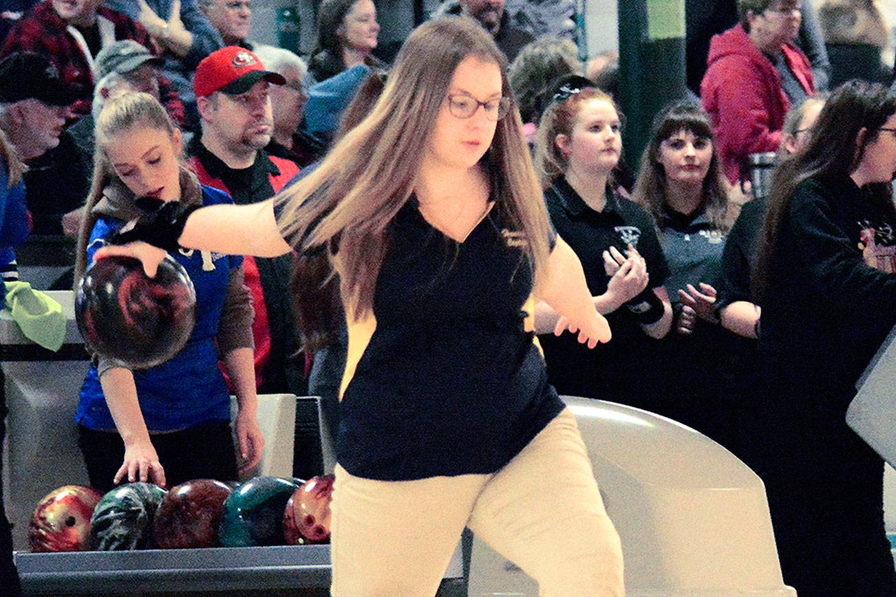 Bremerton’s Hannah Sutton was the overall individual winner with a three-game score of 560 that included a high-game of 233. (Mark Krulish/Kitsap News Group)