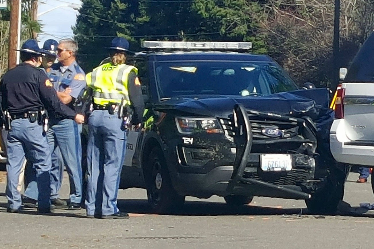 Police cruiser T-boned at Sidney-Lippert intersection