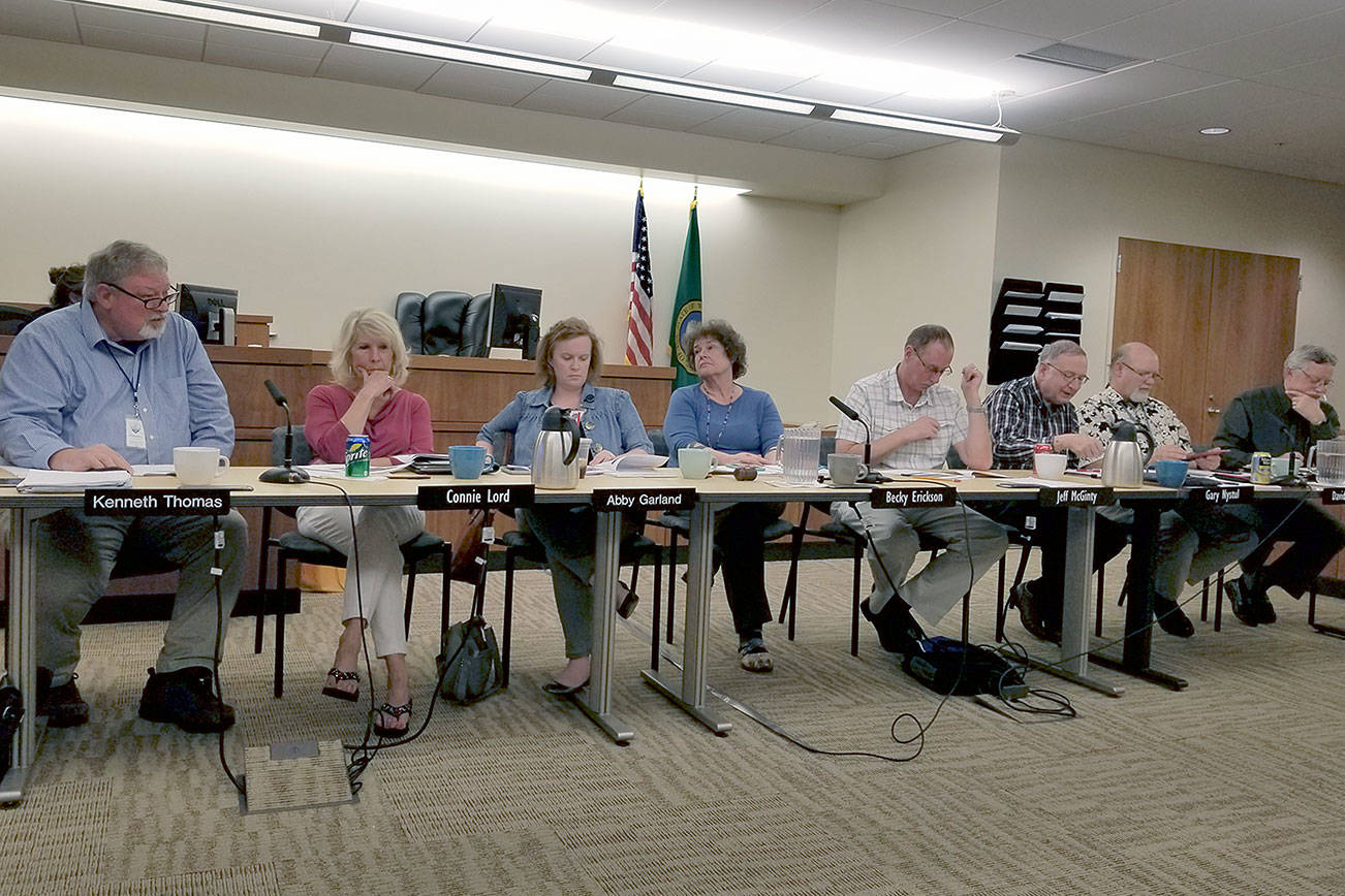 Special meeting focuses on salaries and executive structure for Poulsbo