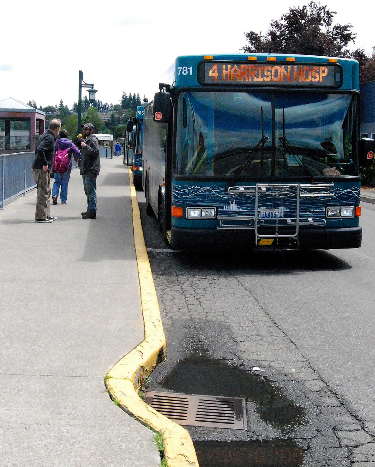 Kitsap Transit riders treated to giftcard surprises Kitsap Daily News