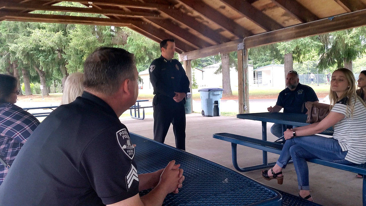Poulsbo Police hold community meeting to discuss lewd act