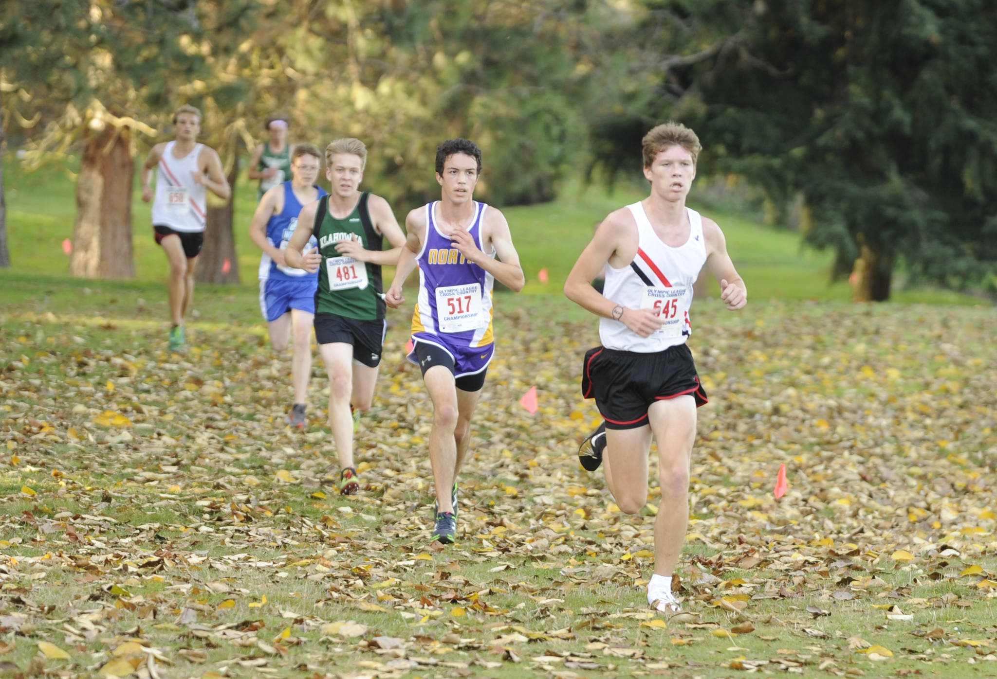 North Kitsap’s Max Metters and Klahowya’s Jaeden Ellis were among the top boys finishers in the 2A district race. (Michael Dashiell/Sequim Gazette)