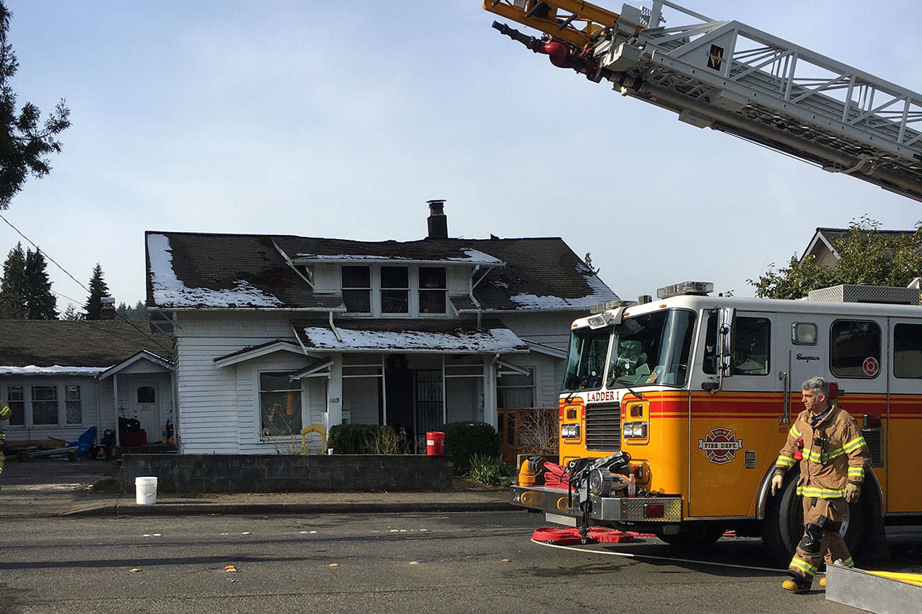 Man taken to hospital after Bremerton house fire