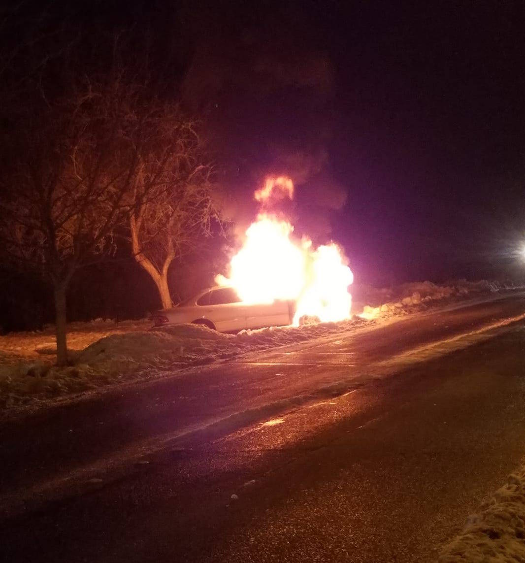 A car fire in Bremerton on Thursday, February 14, 2019 began after a stuck vehicle overheated. Photo credit: Andrea Facklam