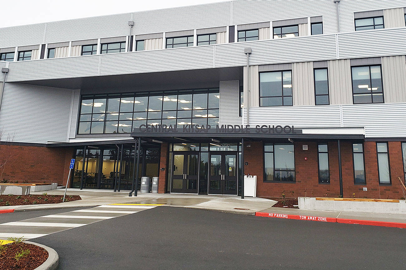 New Central Kitsap Middle School welcomes students for the first time