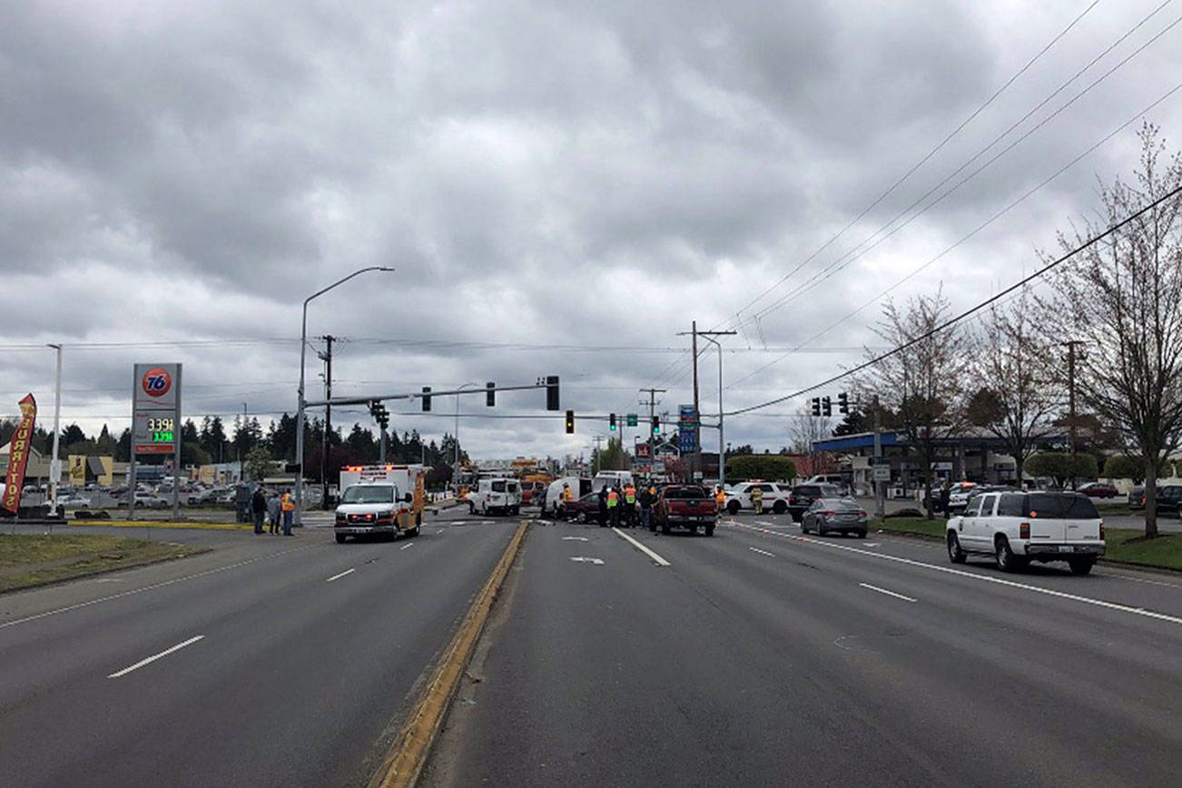 Injuries reported, one airlifted after six-vehicle crash in Bremerton