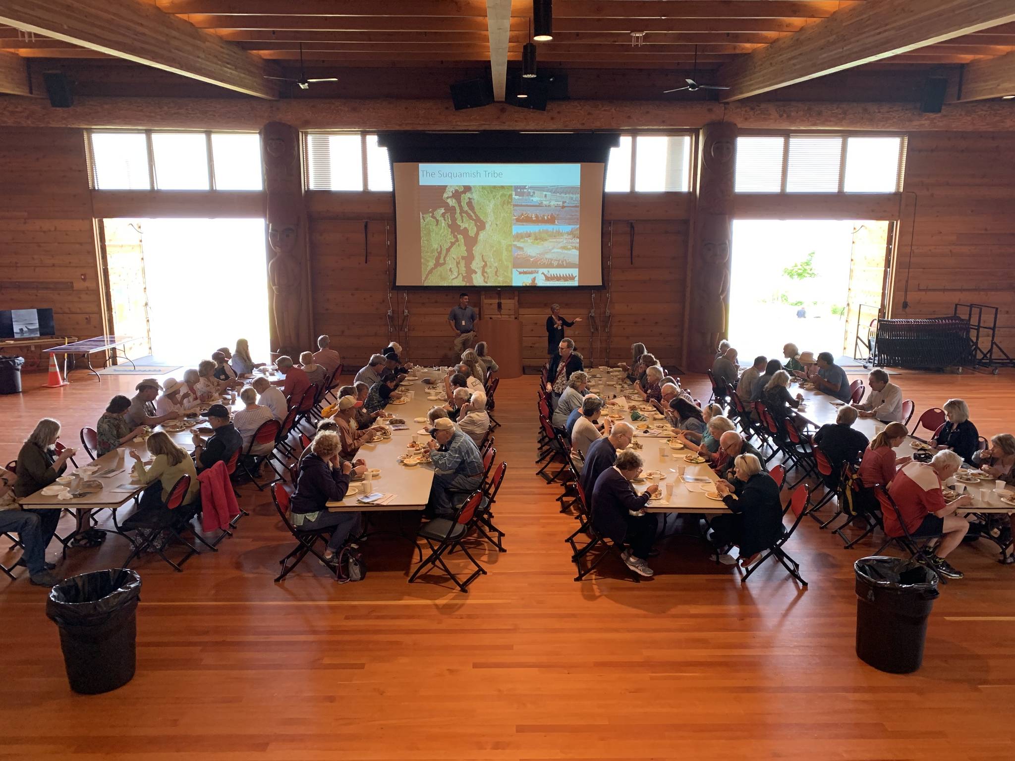 Suquamish Tribe hosts seafood bake for tideland owners