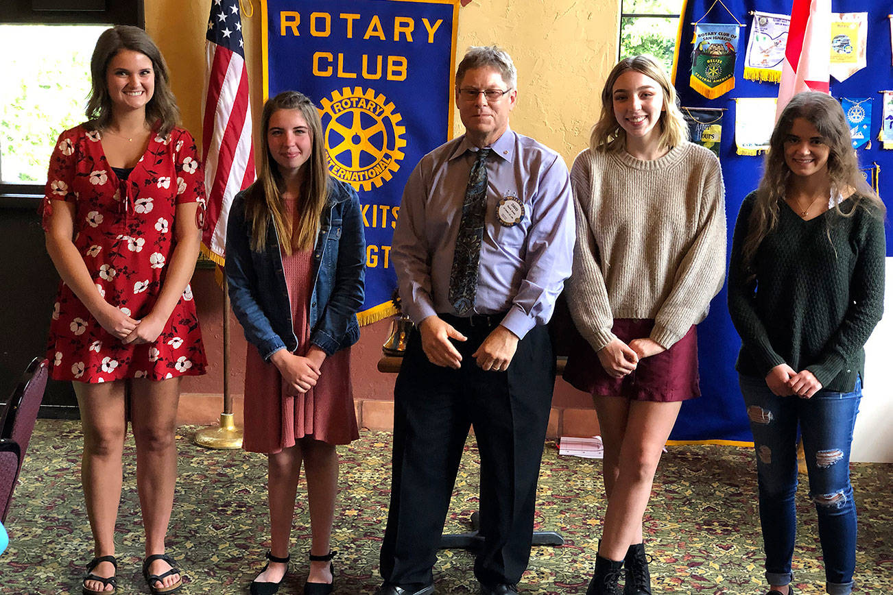 Rotary of South Kitsap awards scholarships