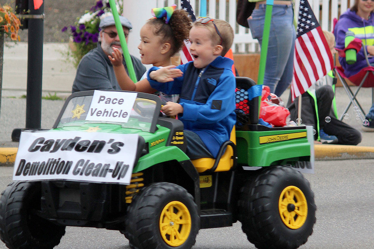 Fathoms’ Grand Parade sweeps in summer