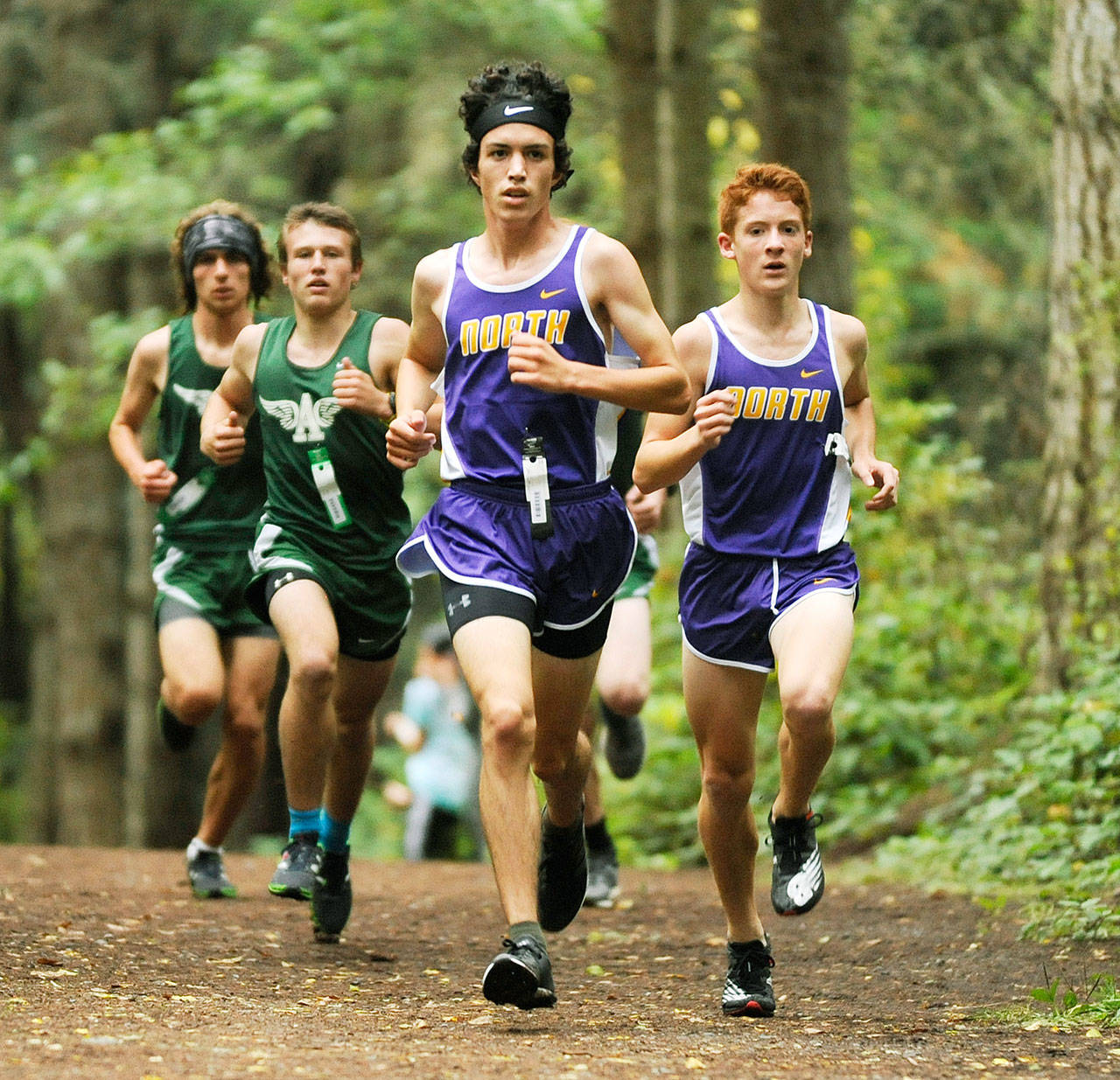 Max Metters leads a pack of Vikings and Roughriders. (Michael Dashiell/Sequim Gazette)