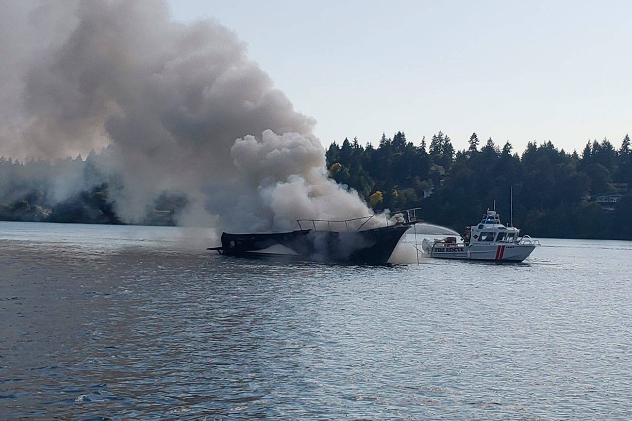 Boat fire leads to vessel sinking in Phinney Bay