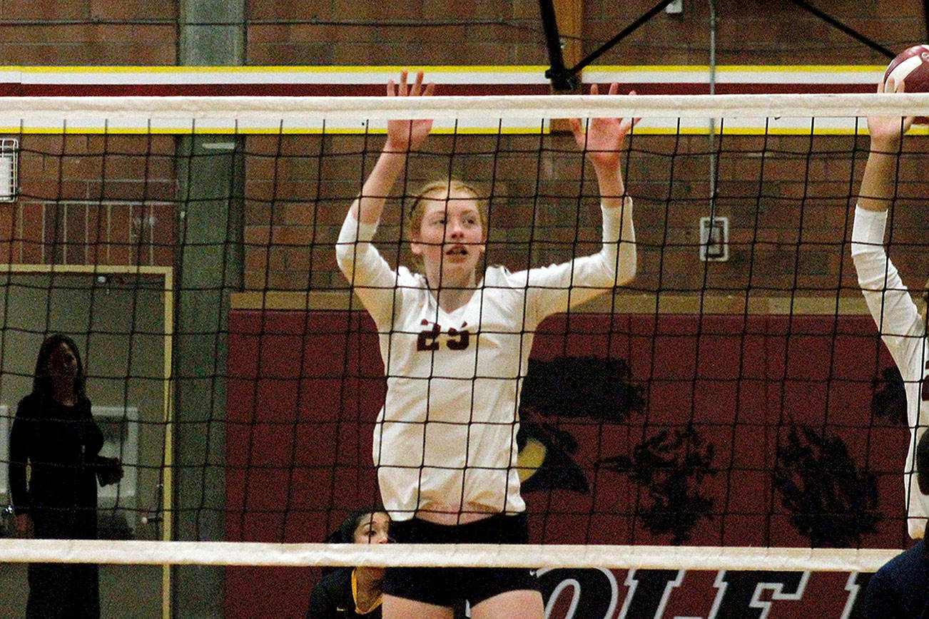 South Kitsap senior middle blocker Faith Smith, who is a leader on the volleyball court, will be headed to Southwestern College in Kansas next fall. (Mark Krulish | Kitsap News Group)