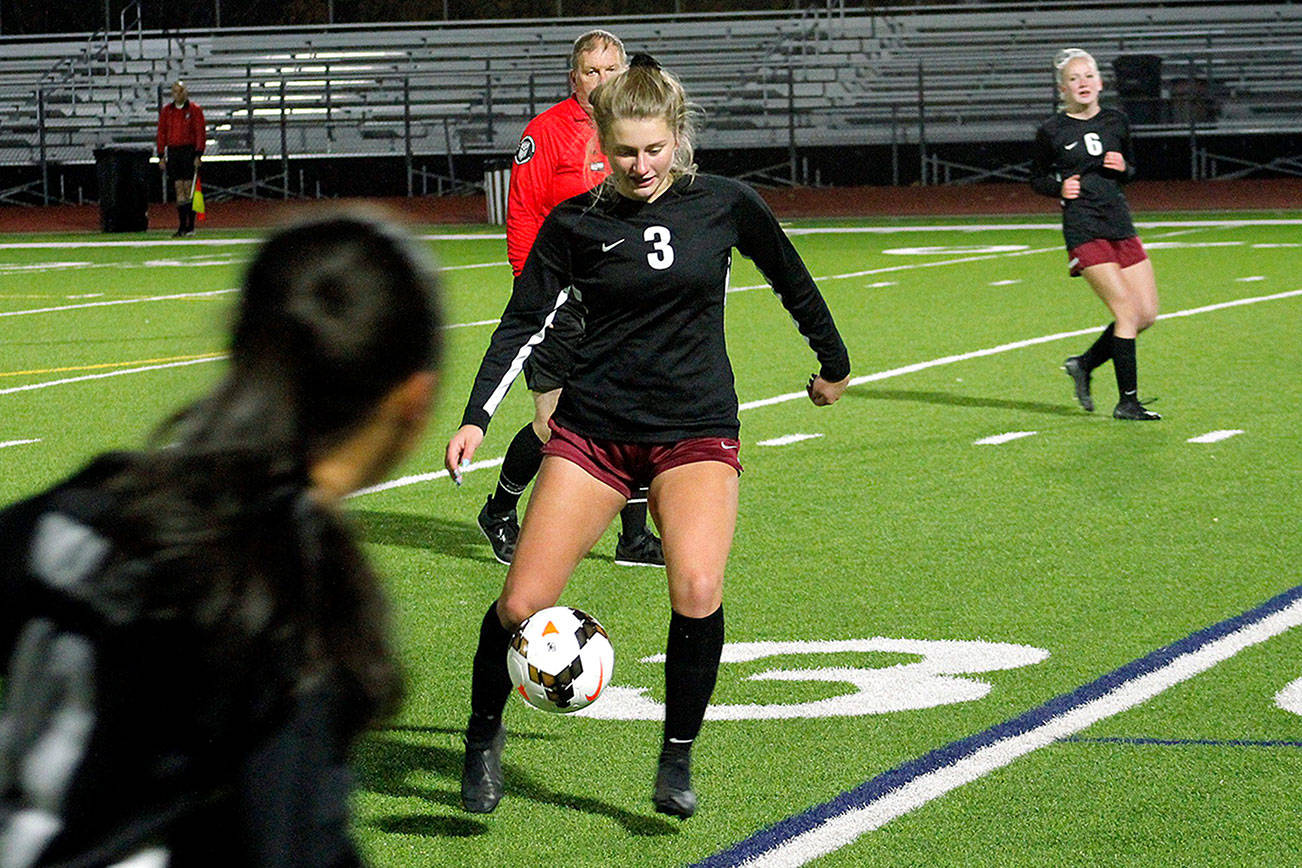 Celina Madrid’s late goal earns South Kitsap a 1-1 tie against Emerald Ridge