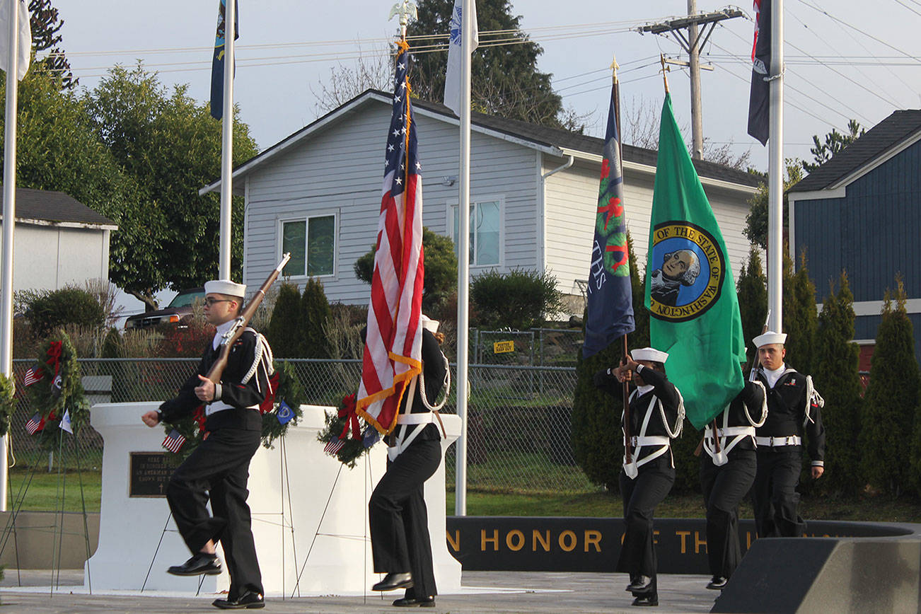 Wreaths Across America ceremony honors fallen veterans