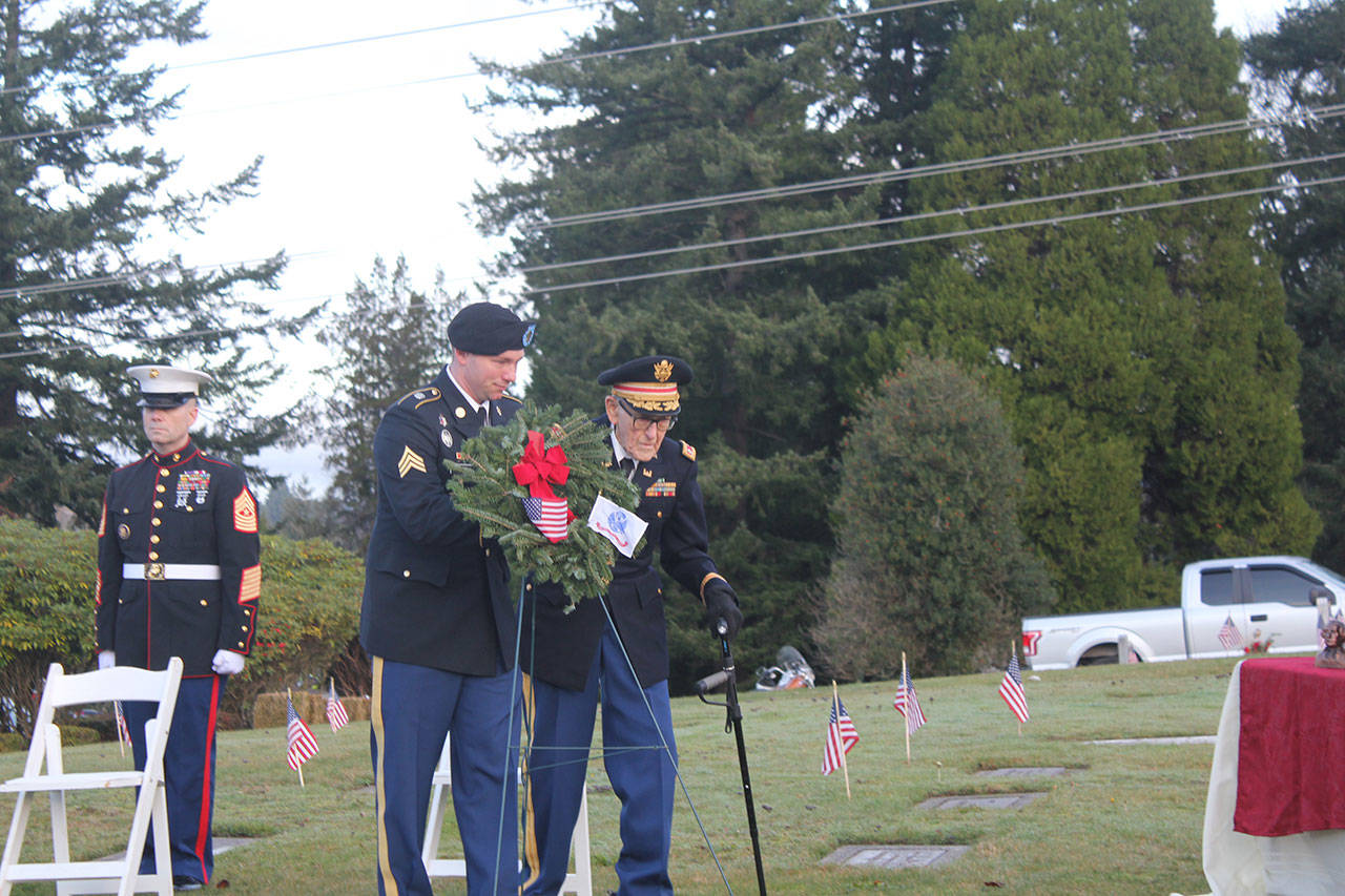 Wreaths Across America ceremony honors fallen veterans