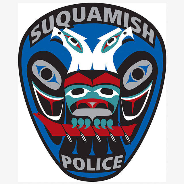 Suspect at large after fleeing from troopers and crashing in Suquamish