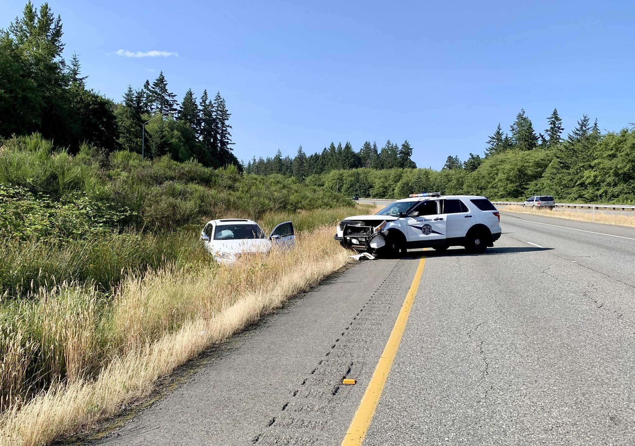 WSP Trooper injured by wrong-way driver on State Route 3 near Silverdale