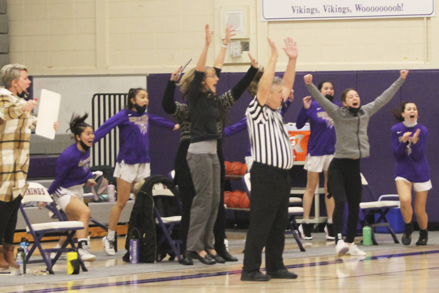 North Kitsap reacts after Evelyn Beers hit the game-winning shot at the final buzzer. Steve Powell/North Kitsap Herald photos