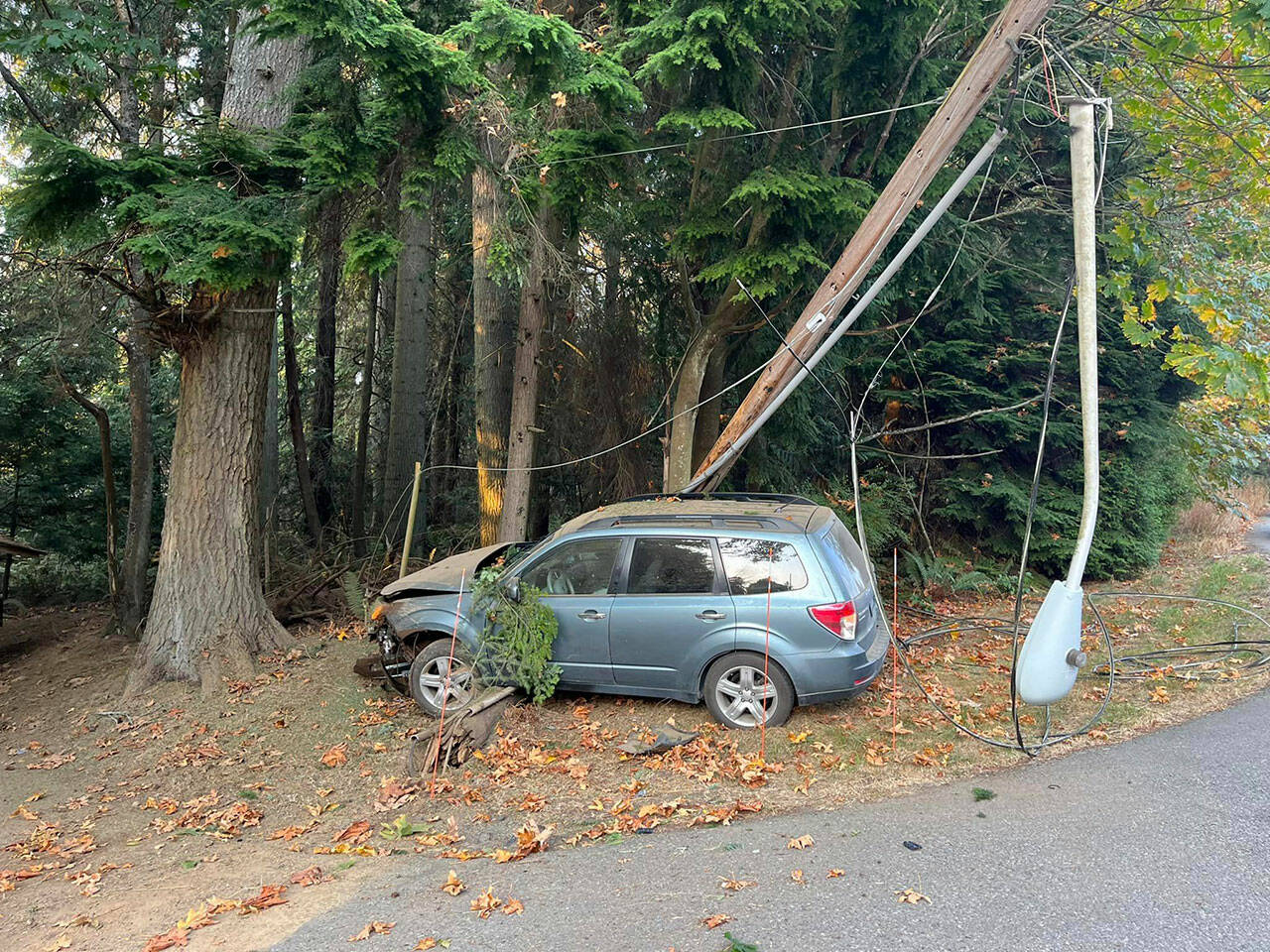 2 collisions involving power poles Oct. 17 in NK