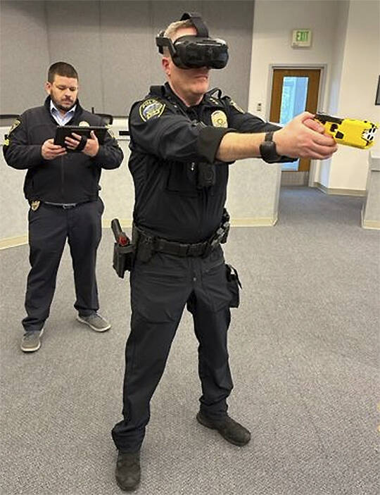 Mike De Felice/Kitsap News Group Photos
Trainer Andy Brandon sets up situation while police chief Matt Brown reacts.