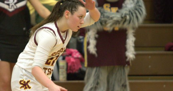 Senior Aly Loudermilk commands the offense during a first-half possession. Elisha Meyer/Kitsap News Group Photos