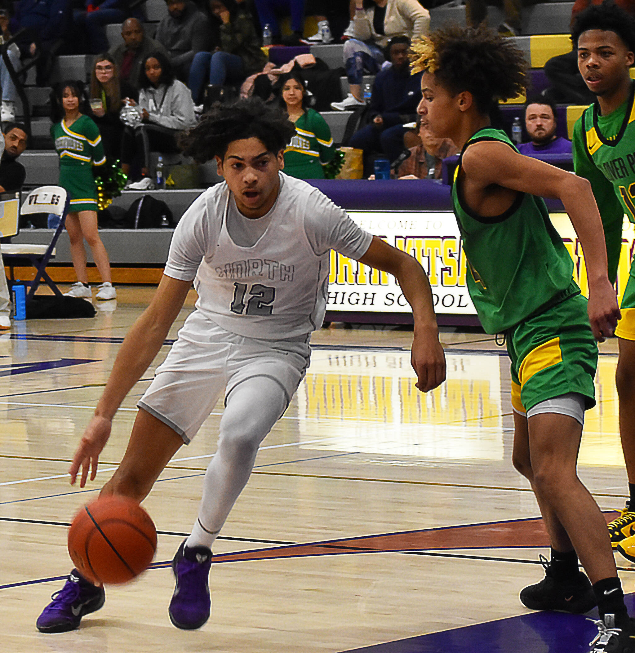 Harry Davies drives in the paint to score for the Vikings. Nicholas Zeller-Singh/Kitsap News Group Photos