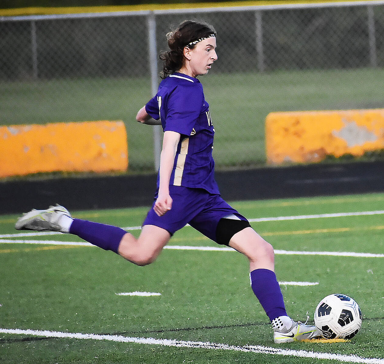 Harper Sabari ties the game with a penalty kick. Nicholas Zeller-Singh/Kitsap News Group Photos