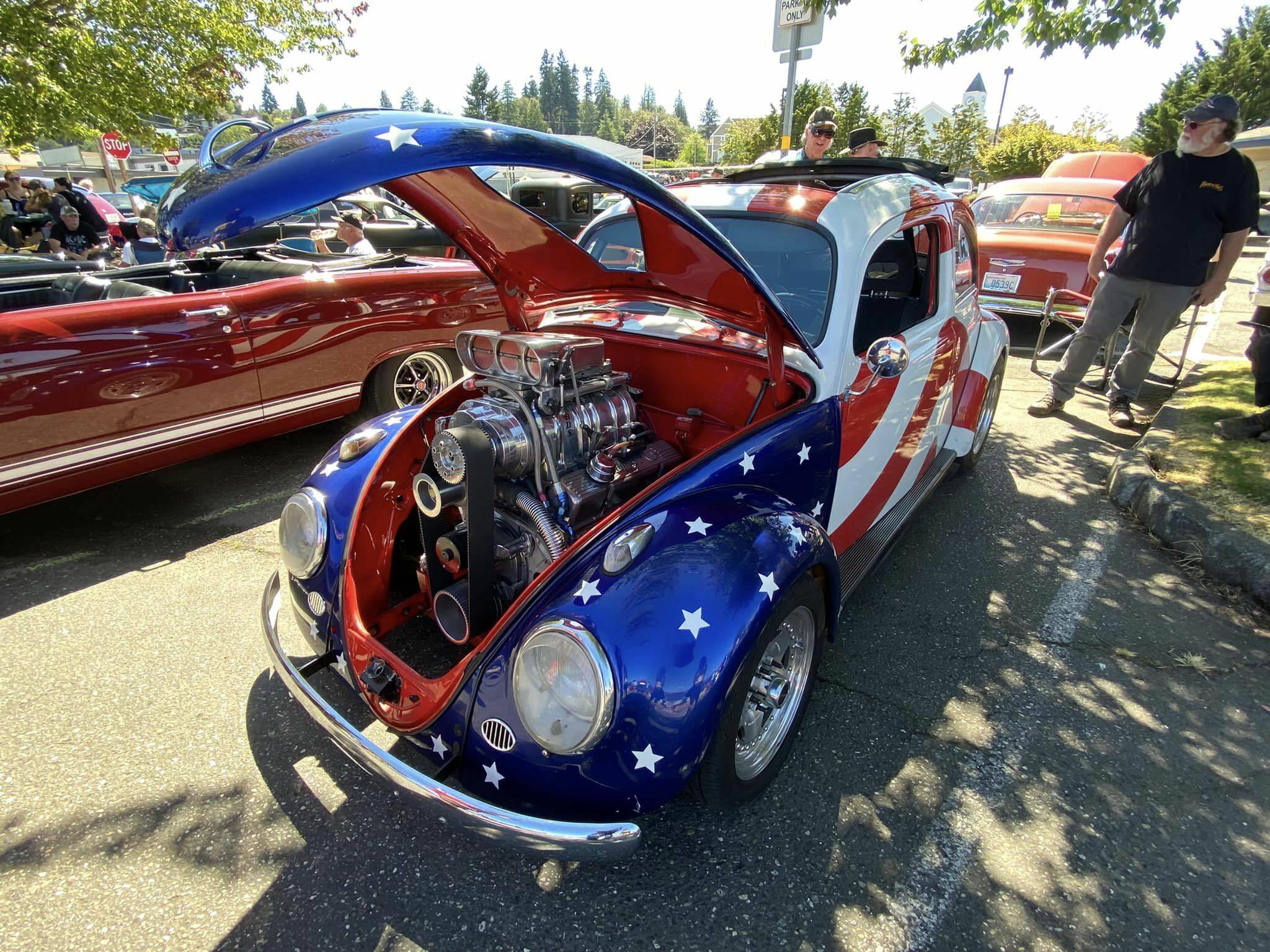 Some of the vehicles in the show take on a patriotic theme.