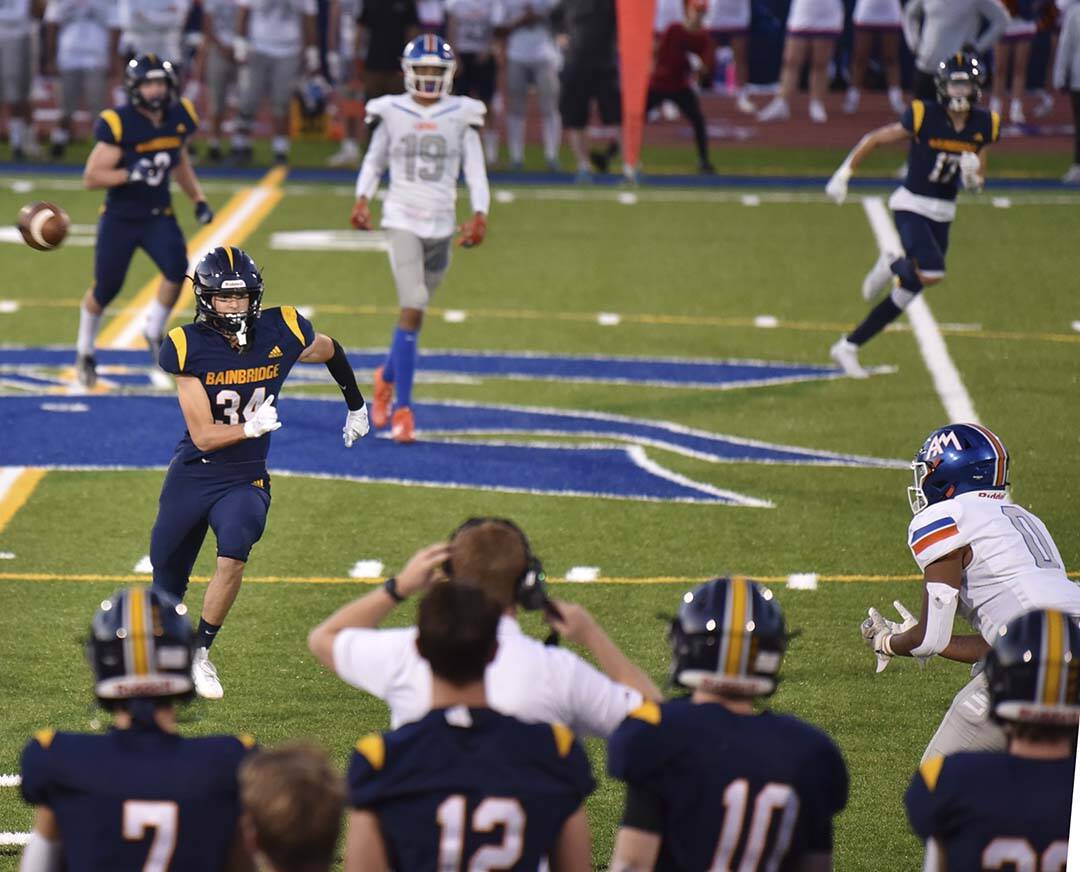 Nancy Treder/Kitsap News Group Photos
A pass heads toward an Auburn Mountainview receiver during the game against Bainbridge Island Sept. 8.