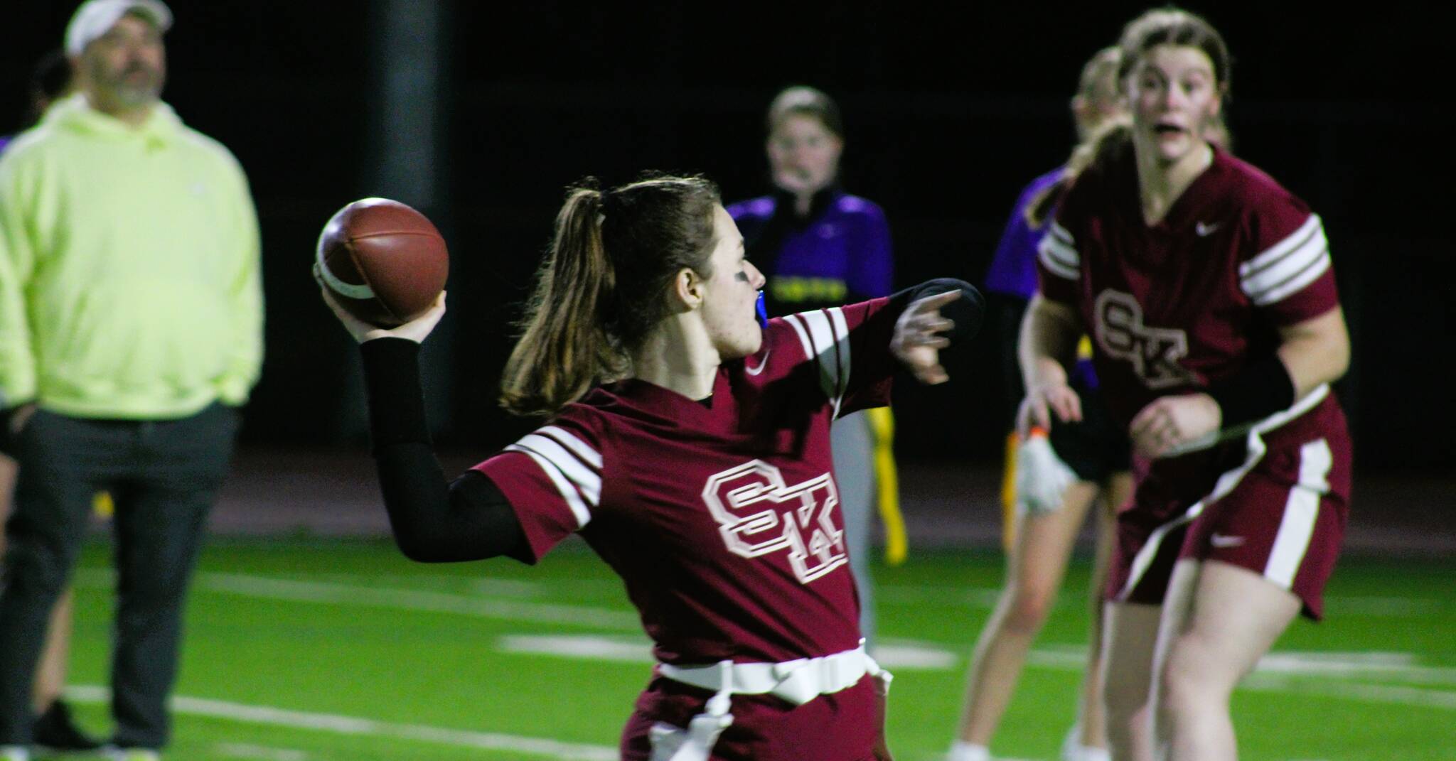 Elisha Meyer/Kitsap News Group photos
Emma Schwampe of the Wolves hurls a deep throw to the end zone in the second half.